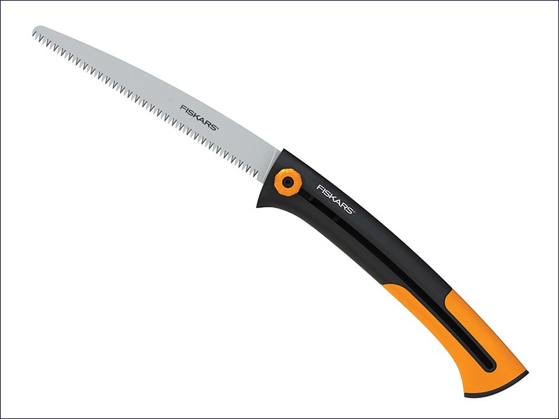 Fiskars Xtract Garden Saw SW75   225mm