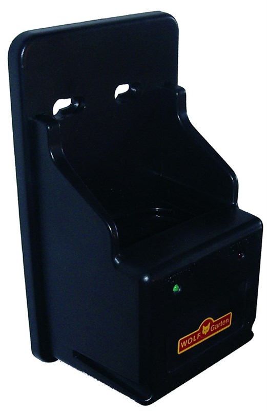 Wolf Battery Charging Station 7134065
